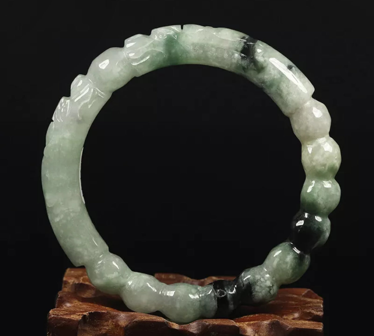 VINTAGE Medium Jadeite Green Jade Bangle Handcarved Dragons Size 58mm S499 - JazzyJewelbyAmina