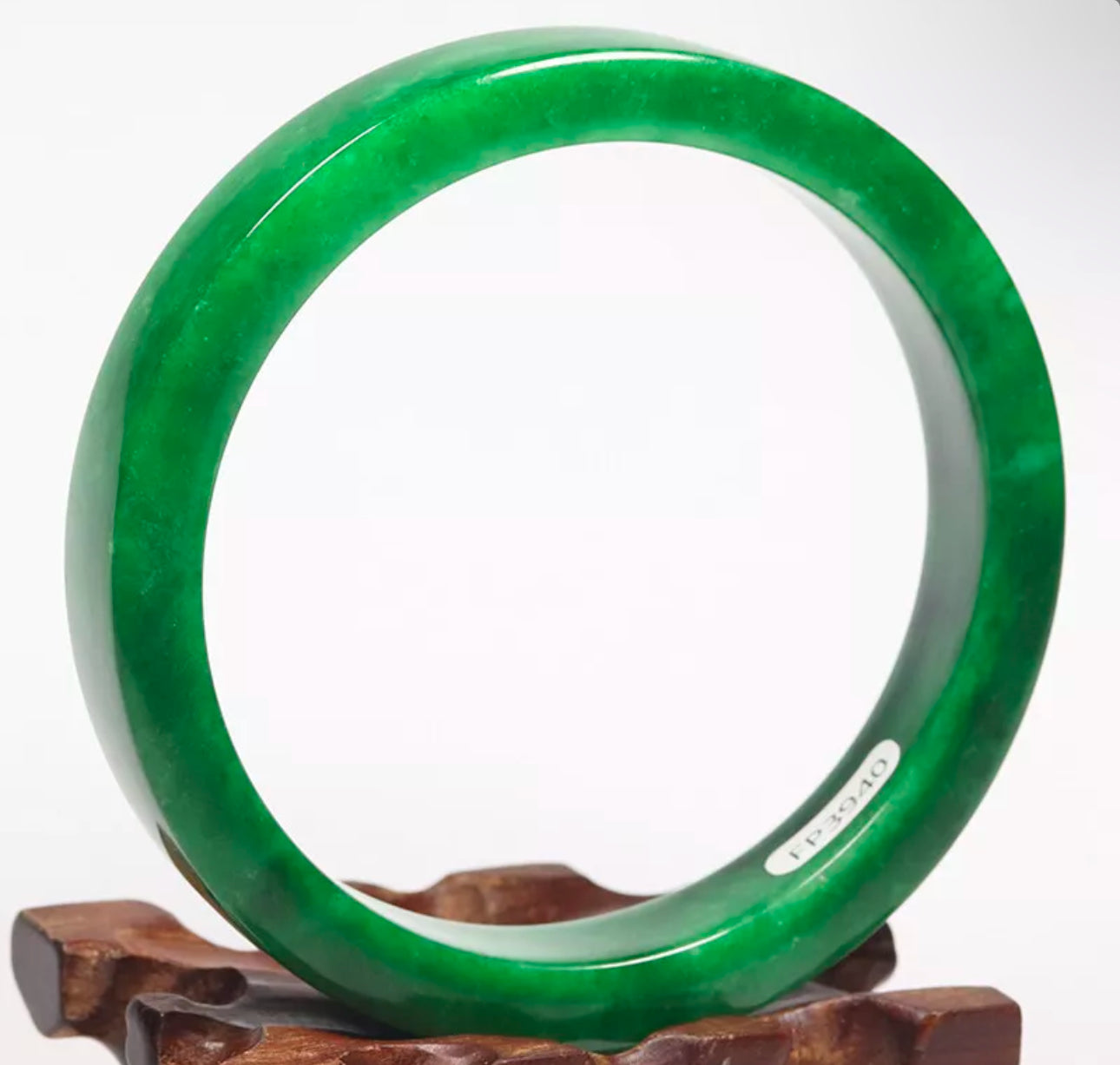 VINTAGE XXL Jadeite Green Jade Bangle Size 67mm Apple Green Jade Square Cut M933 - JazzyJewelbyAmina