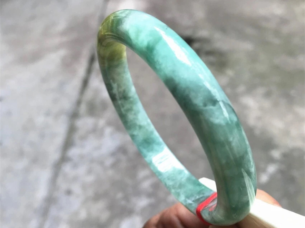 VINTAGE XXL Jadeite Green Jade Bangle w/ Hint of Yellow Jade Size 67.2 mm A847