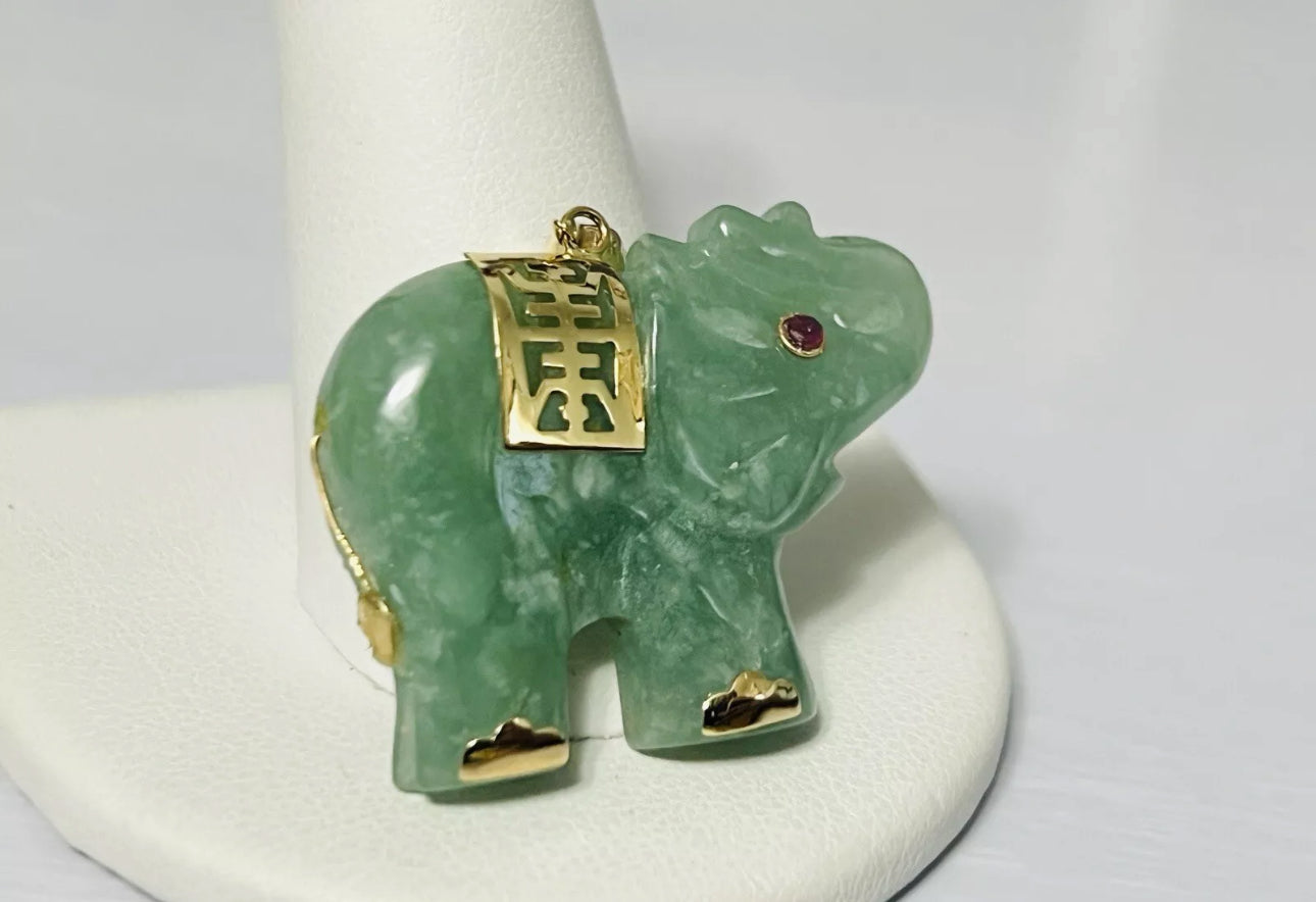 VINTAGE Jadeite Green Jade Elephant 14k Yellow Gold w/ Red Ruby Eye Pendant - Fine Jade Piece - JazzyJewelbyAmina