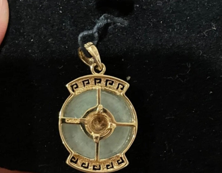 VINTAGE 14k Gold Jade Round Pi Disc Pendant Greek Key - Rare Find!