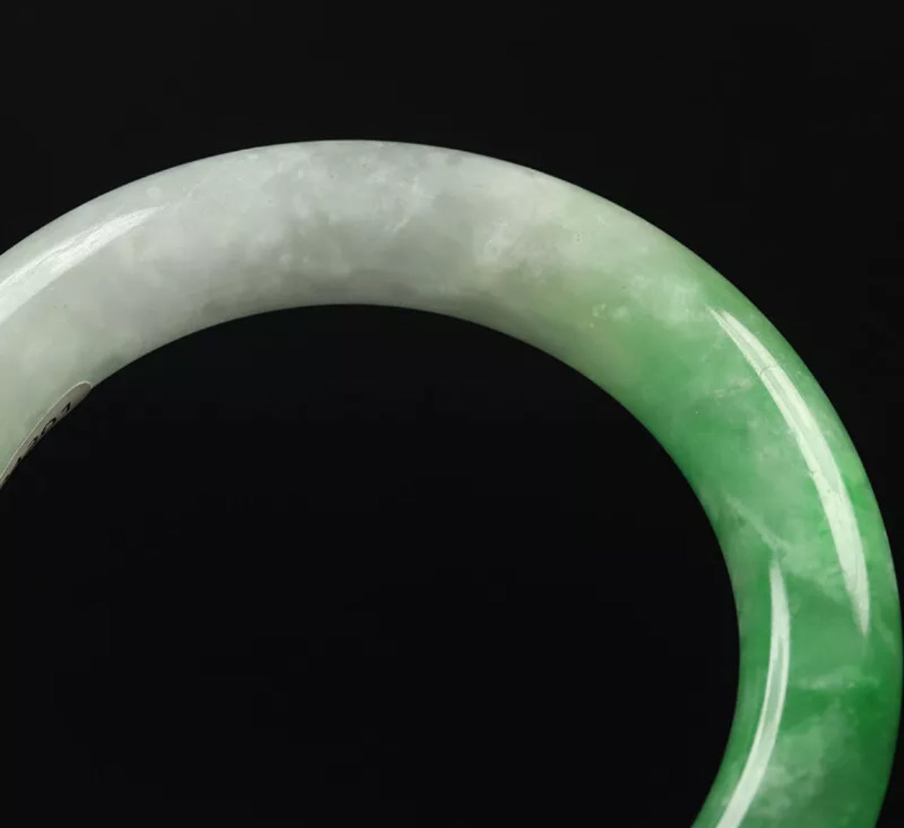 VINTAGE Medium Jadeite Green Jade Bangle Size 59mm Round Princess Cut D655 - JazzyJewelbyAmina