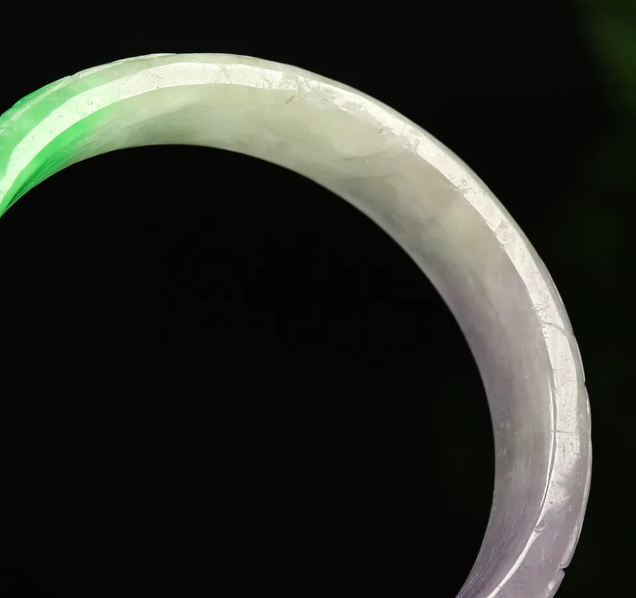 VINTAGE Small Jadeite Green/White/Lavender Hand-carved Ruyi Jade Bangle Size 55mm M847 - JazzyJewelbyAmina