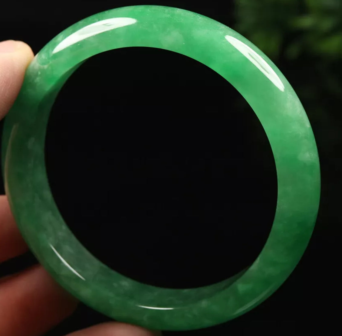VINTAGE Medium Jadeite Green Jade Bangle Size 57mm Round Princess Cut N603 - JazzyJewelbyAmina
