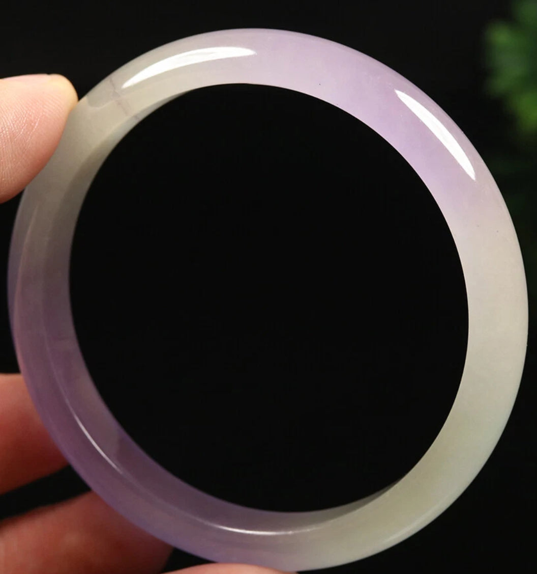 VINTAGE Large Jadeite Lavender Icy Jade Bangle Size 61mm A715