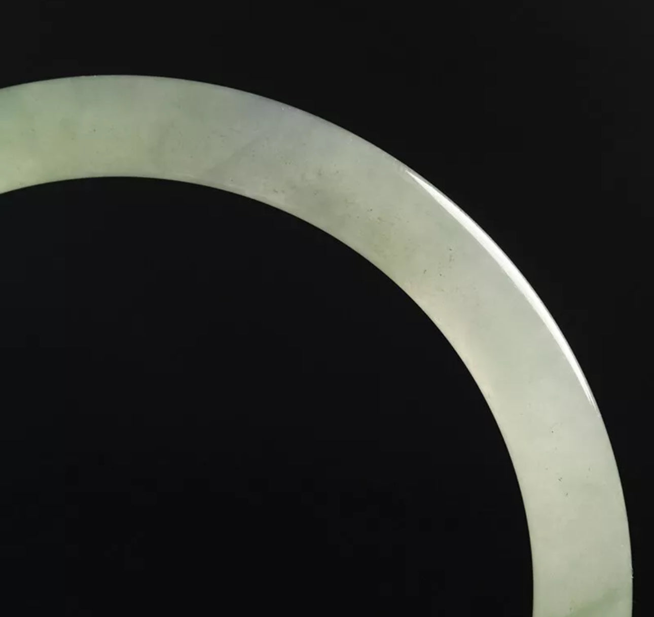 VINTAGE Medium Jadeite Green Jade Bangle Size 59mm Round Princess Thin Cut O485 - JazzyJewelbyAmina
