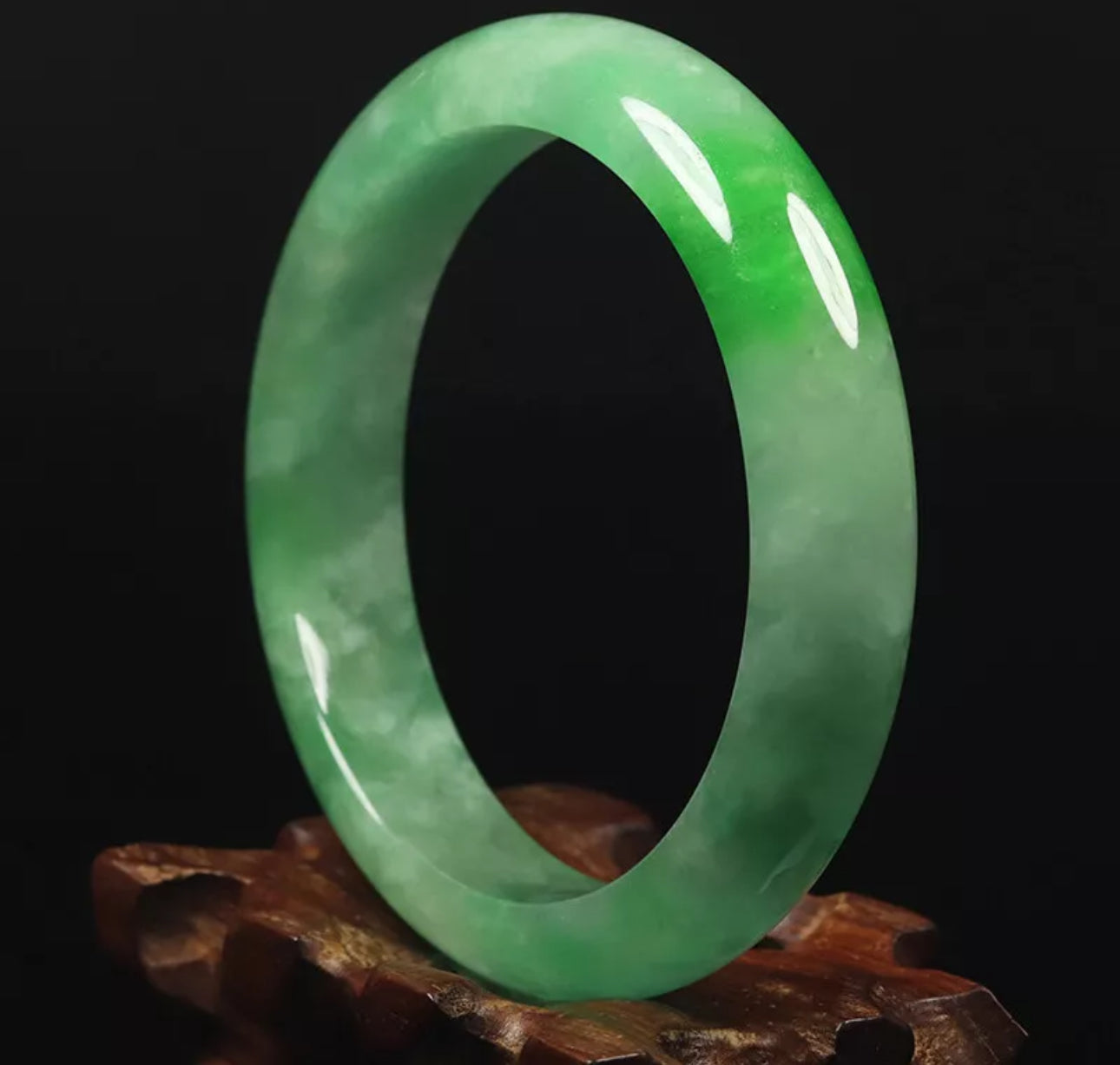 VINTAGE Medium Jadeite Green Jade Bangle Size 59 Pop Green! O629 - JazzyJewelbyAmina