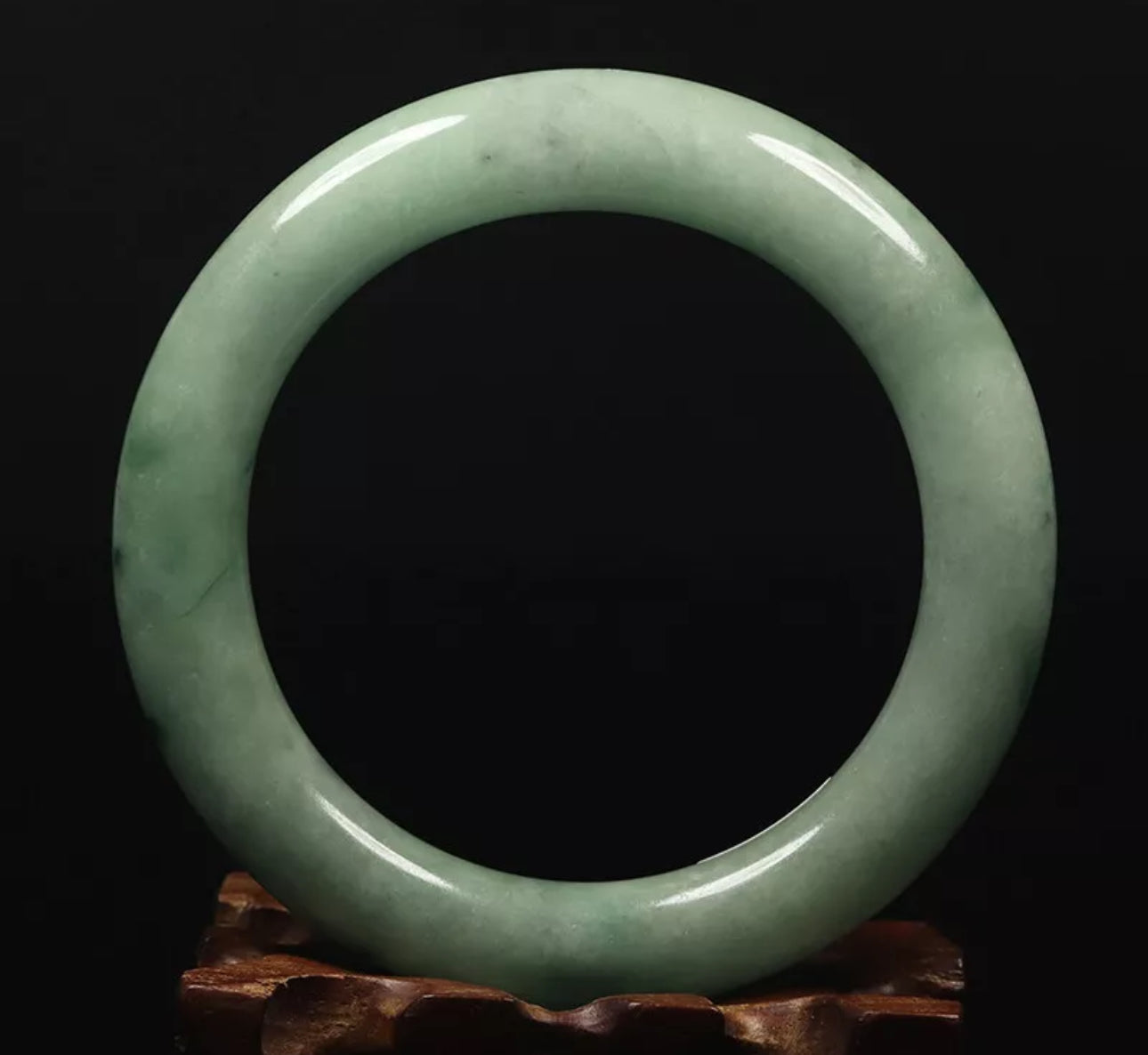 VINTAGE Large Jadeite Pale Green Jade Round Princess, Cut Bangle Size 61 MM M173 - JazzyJewelbyAmina