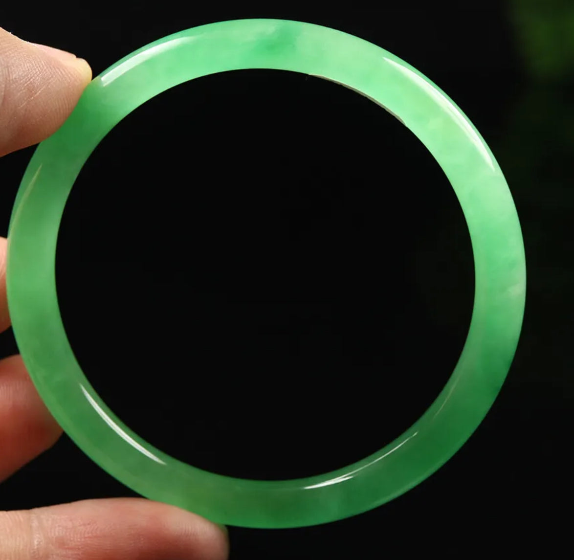 VINTAGE Medium Jadeite Green Jade Bangle Size 58mm Round Princess Cut - Imperial Green! Y877 - JazzyJewelbyAmina