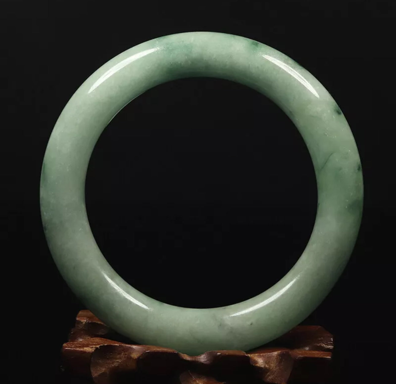 VINTAGE Large Jadeite Pale Green Jade Round Princess, Cut Bangle Size 61 MM M173 - JazzyJewelbyAmina