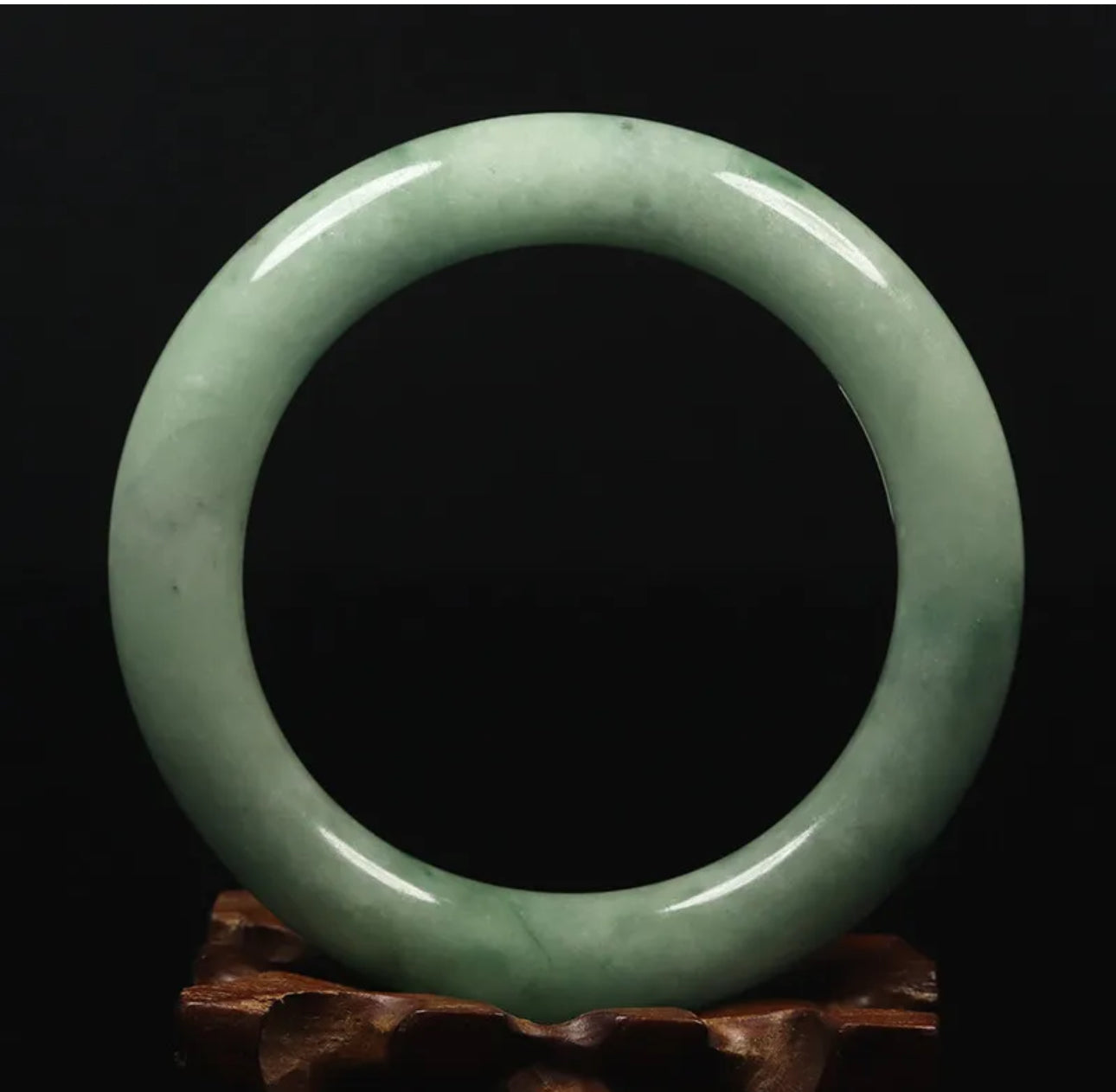 VINTAGE Large Jadeite Pale Green Jade Round Princess, Cut Bangle Size 61 MM M173 - JazzyJewelbyAmina