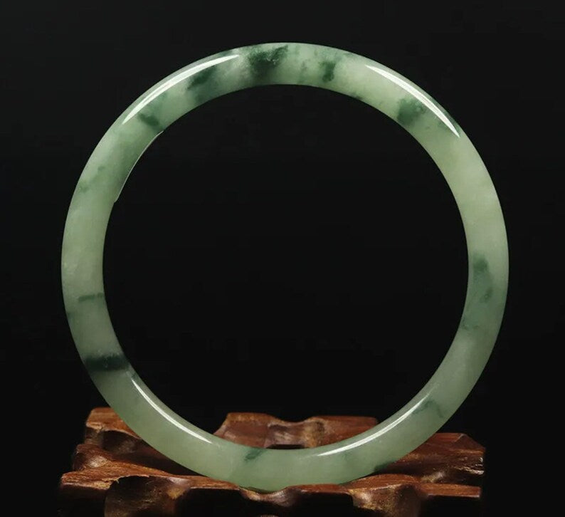 VINTAGE Large Jadeite Green Jade Bangle from Burma Size 62mm N993 - JazzyJewelbyAmina