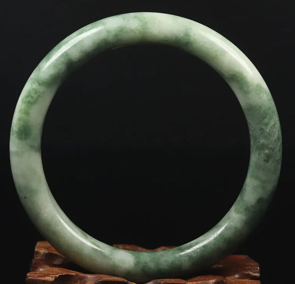 VINTAGE XL Jadeite Green Jade Bangle from Burma - A604 - JazzyJewelbyAmina