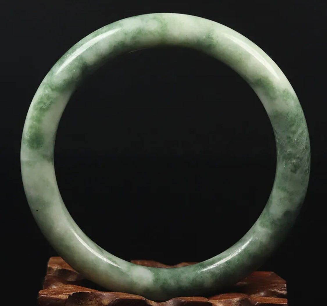 VINTAGE XL Jadeite Green Jade Bangle from Burma - A604 - JazzyJewelbyAmina