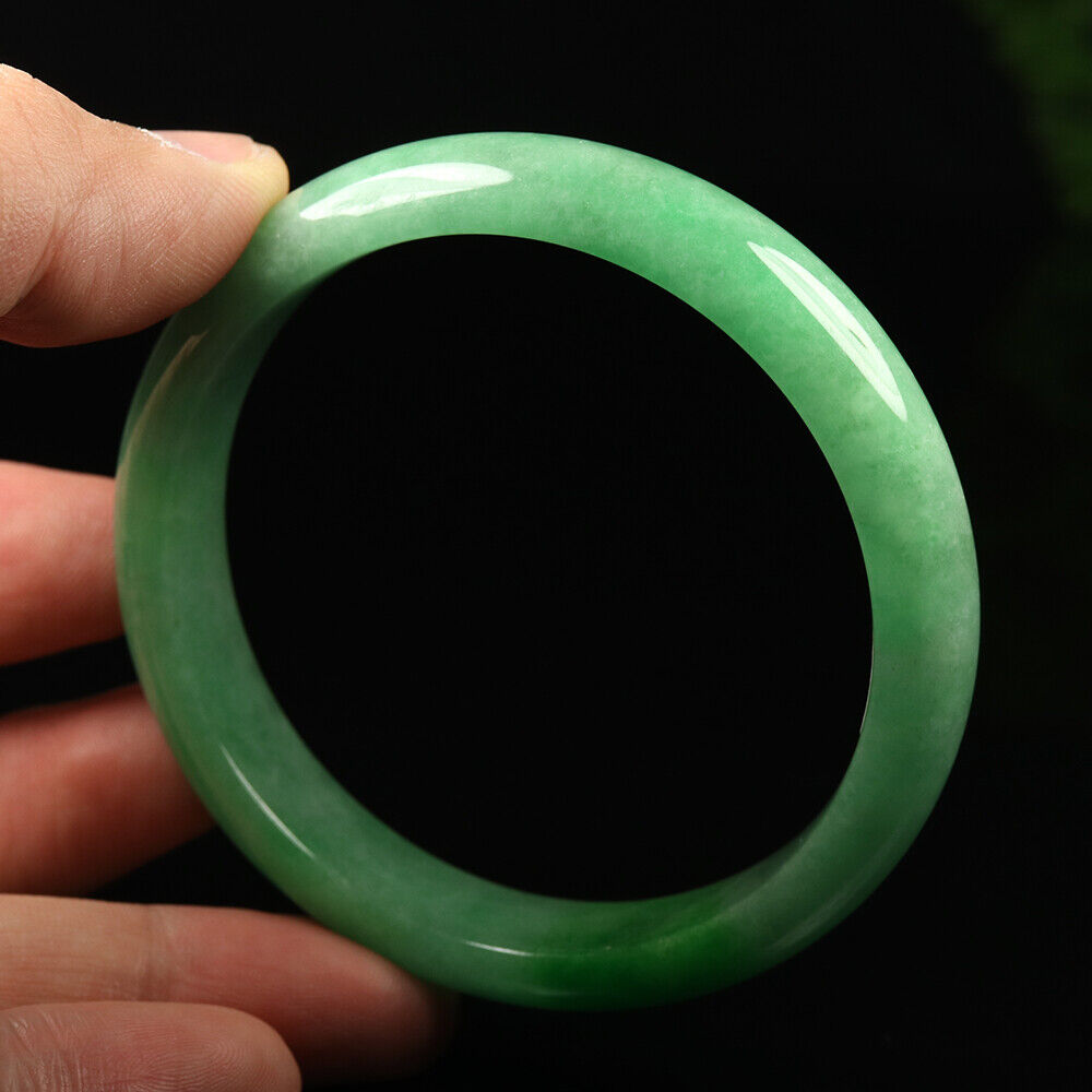 VINTAGE Large Jadeite Green Jade Bangle Size 60mm J783 - JazzyJewelbyAmina