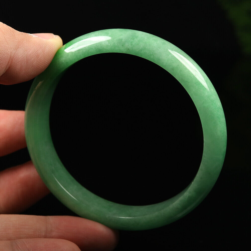 VINTAGE Large Jadeite Green Jade Bangle Size 60mm J783 - JazzyJewelbyAmina