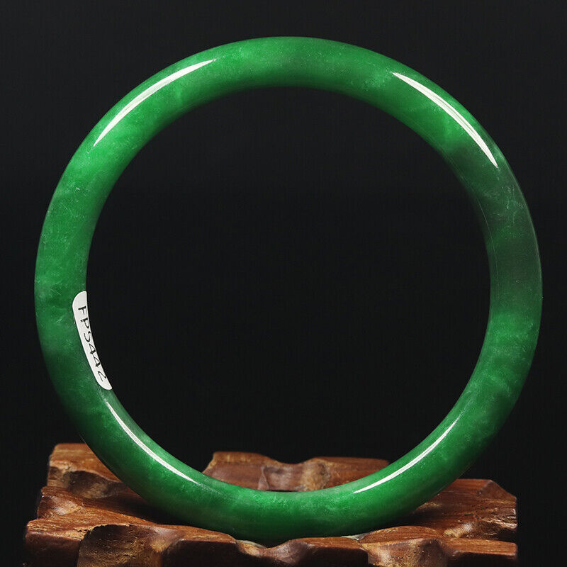 VINTAGE Medium Jadeite Green Jade Round Princess Thin Cut Bangle Size 59mm F937 Emerald Green! - JazzyJewelbyAmina