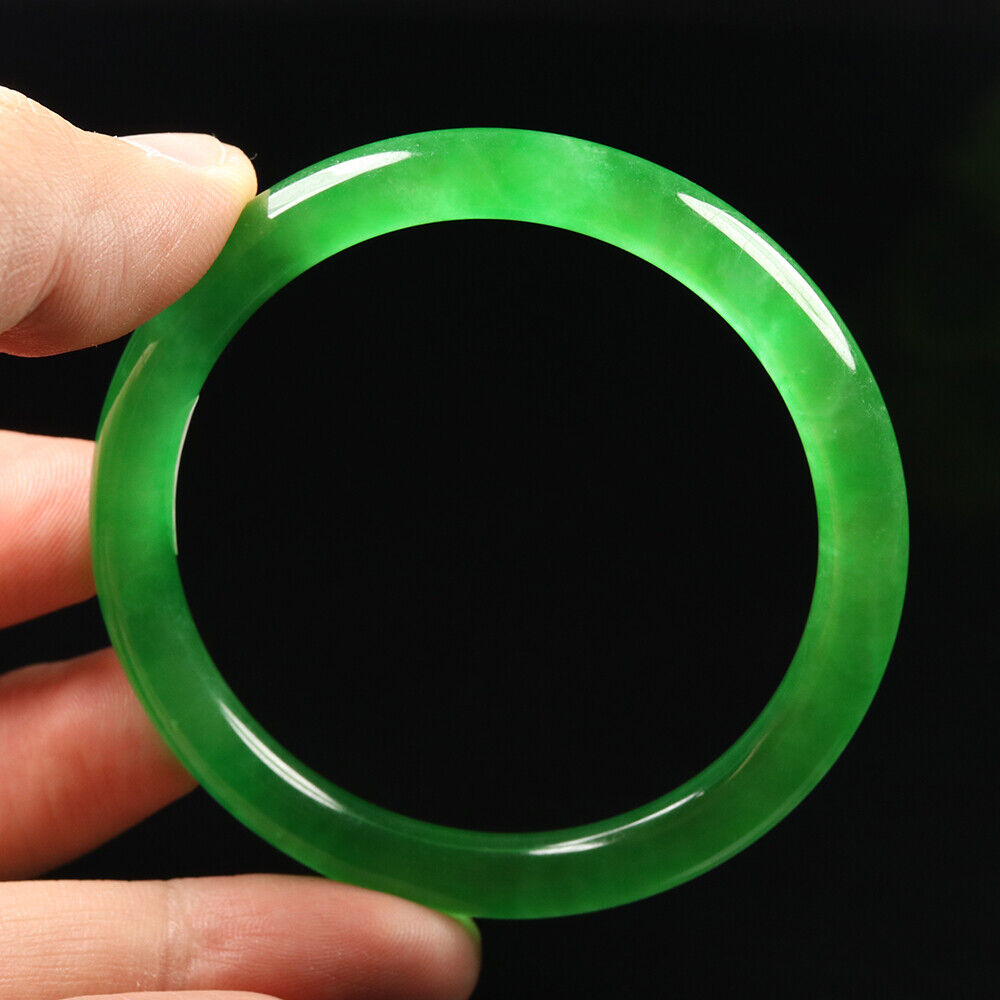 VINTAGE Small Jadeite Green Jade Bangle Round Princess Cut Size 55mm M897 - JazzyJewelbyAmina