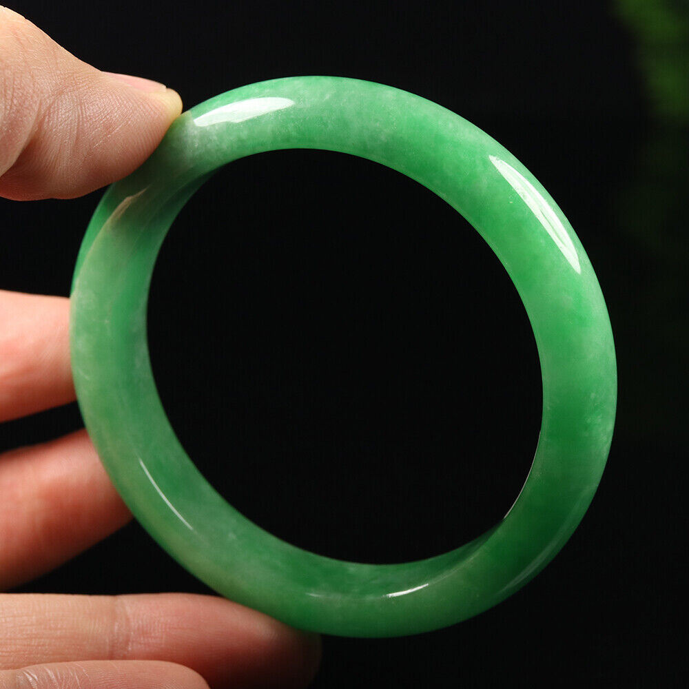 VINTAGE Medium Jadeite Green Jade Bangle from Burma Size 58mm M717 - JazzyJewelbyAmina