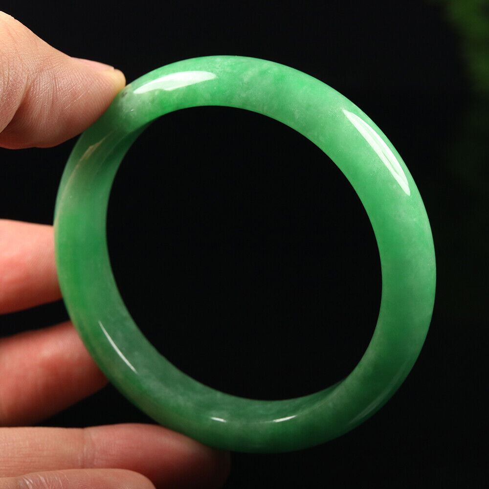 VINTAGE Medium Jadeite Green Jade Bangle from Burma Size 58mm M717 - JazzyJewelbyAmina