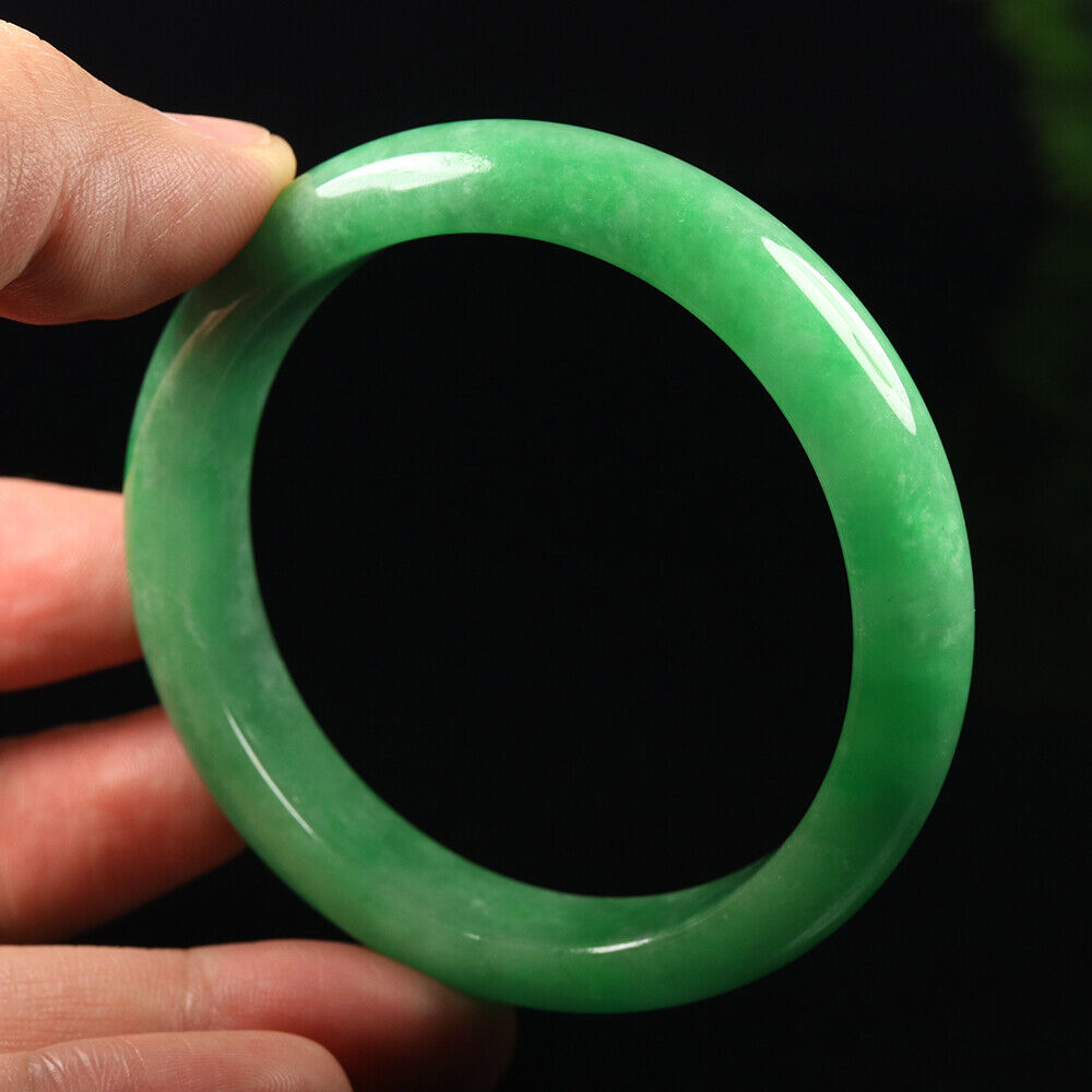 VINTAGE Medium Jadeite Green Jade Bangle from Burma Size 58mm M717 - JazzyJewelbyAmina