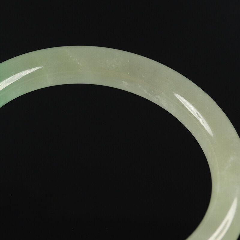 VINTAGE Small Jadeite Green Jade Bangle Ombre Size 56 mm Round Princess Cut - A29 - JazzyJewelbyAmina
