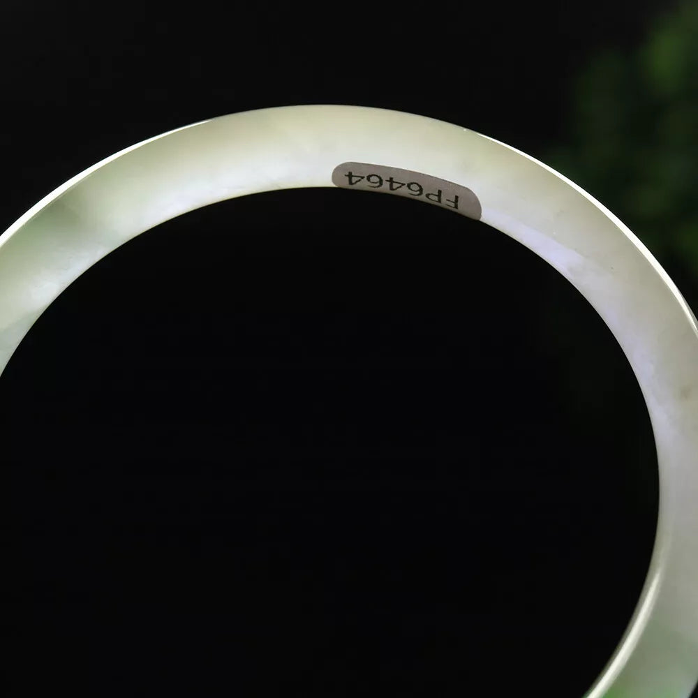 VINTAGE Large Jadeite Green/White Jade Bangle Size 62mm - Round Princess Cut U464 - JazzyJewelbyAmina