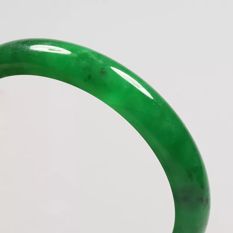 VINTAGE Medium Jadeite Green Jade Bangle Size 58mm Bright Green! Jade! L046 - JazzyJewelbyAmina