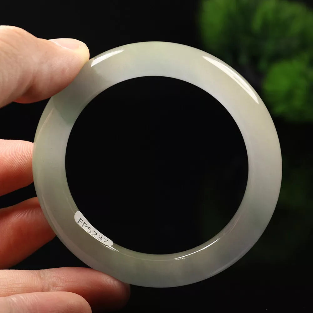 VINTAGE Small Jadeite Green/White Lavender Jade Bangle Size 55 mm Round Princess Cut L527 - JazzyJewelbyAmina