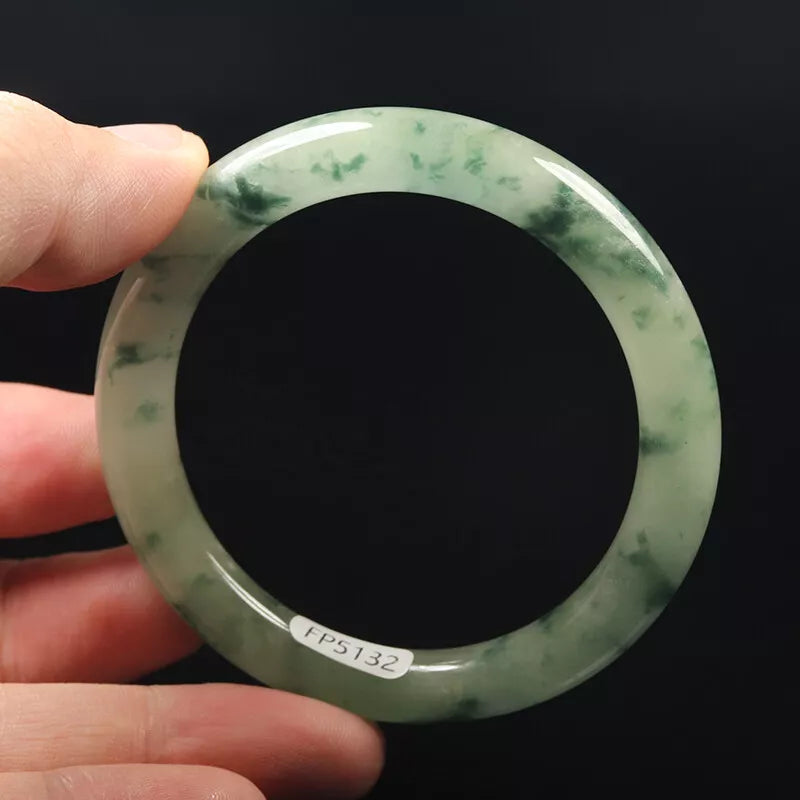 VINTAFE XS Jadeite Green Jade Bangle Size 54mm - Round Princess Cut - Flower Jade L317 - JazzyJewelbyAmina