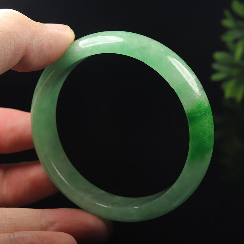 VINTAGE Medium Jadeite Green Jade Bangle Size 59mm D781 - JazzyJewelbyAmina
