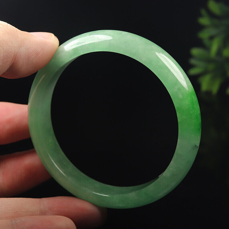 VINTAGE Medium Jadeite Green Jade Bangle Size 59mm D781 - JazzyJewelbyAmina