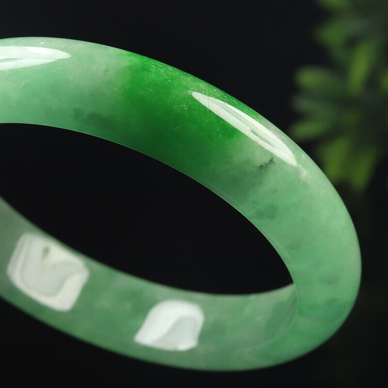 VINTAGE Medium Jadeite Green Jade Bangle Size 59mm D781 - JazzyJewelbyAmina