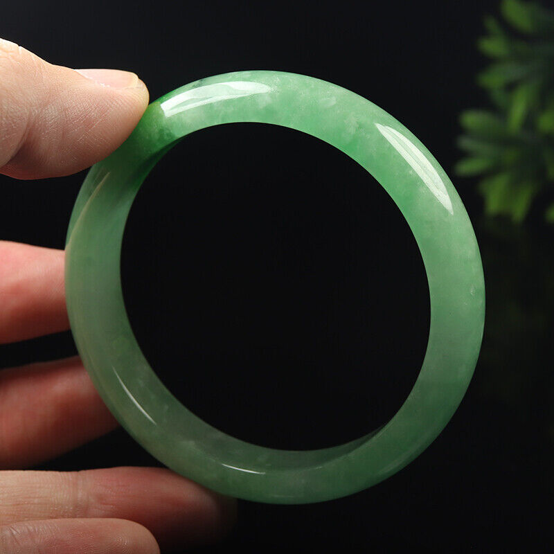 VINTAGE Medium Jadeite Green Jade Bangle Size 59mm D781 - JazzyJewelbyAmina