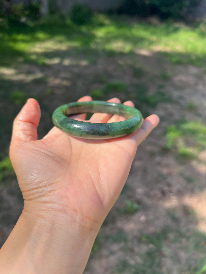 VINTAGE Large Nephrite Jade Bangle from Siberia, Spinach Green (Rare Piece) Size 60mm J112 - JazzyJewelbyAmina
