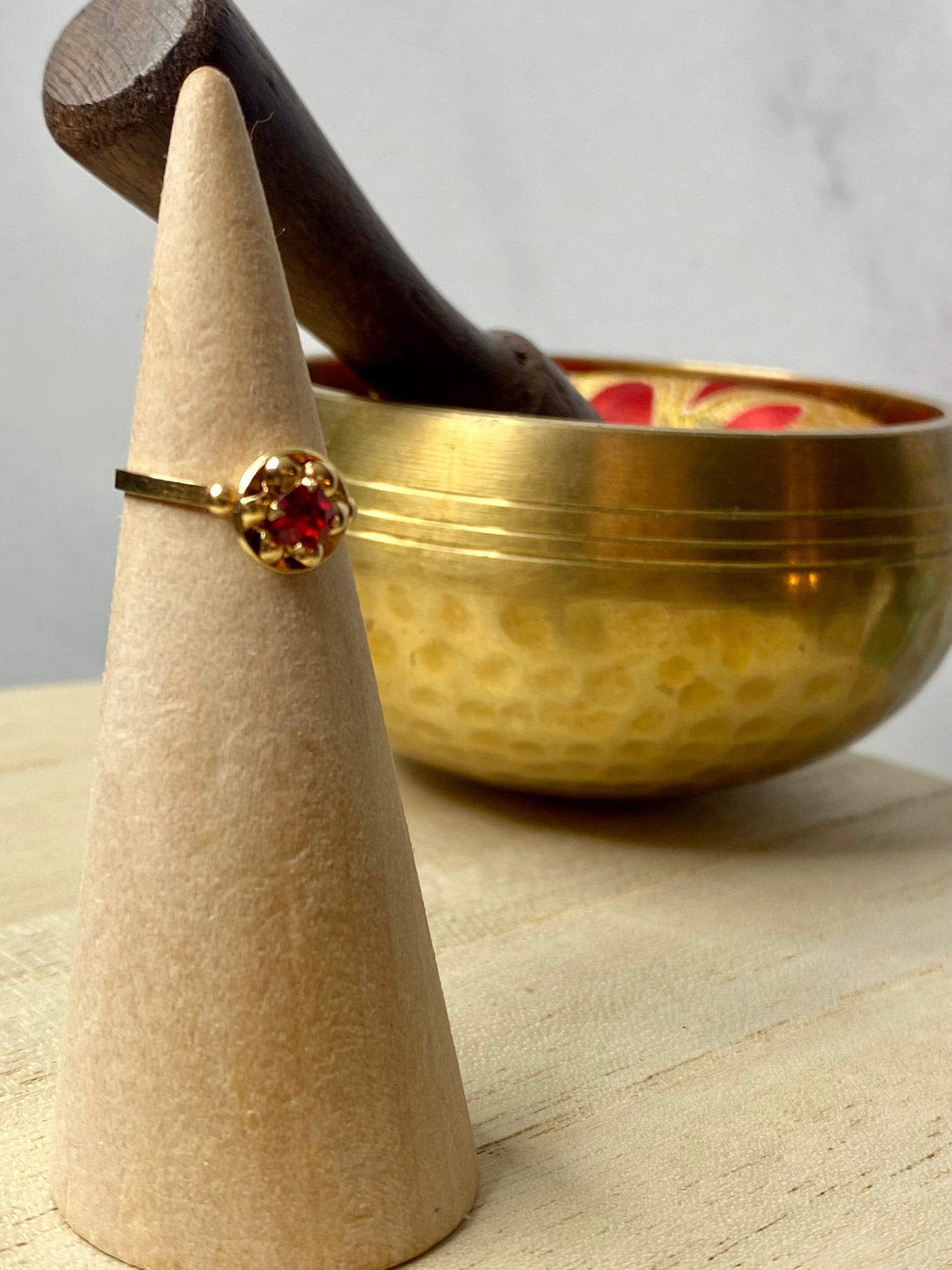 VINTAGE 18k Gold Ruby Ring Baby/Child Size 3.5US - JazzyJewelbyAmina