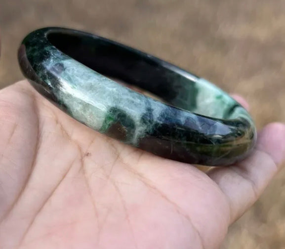 VINTAGE Medium Jadeite Green/Black Jade Bangle from Burma - Size 59.5mm M282 - JazzyJewelbyAmina