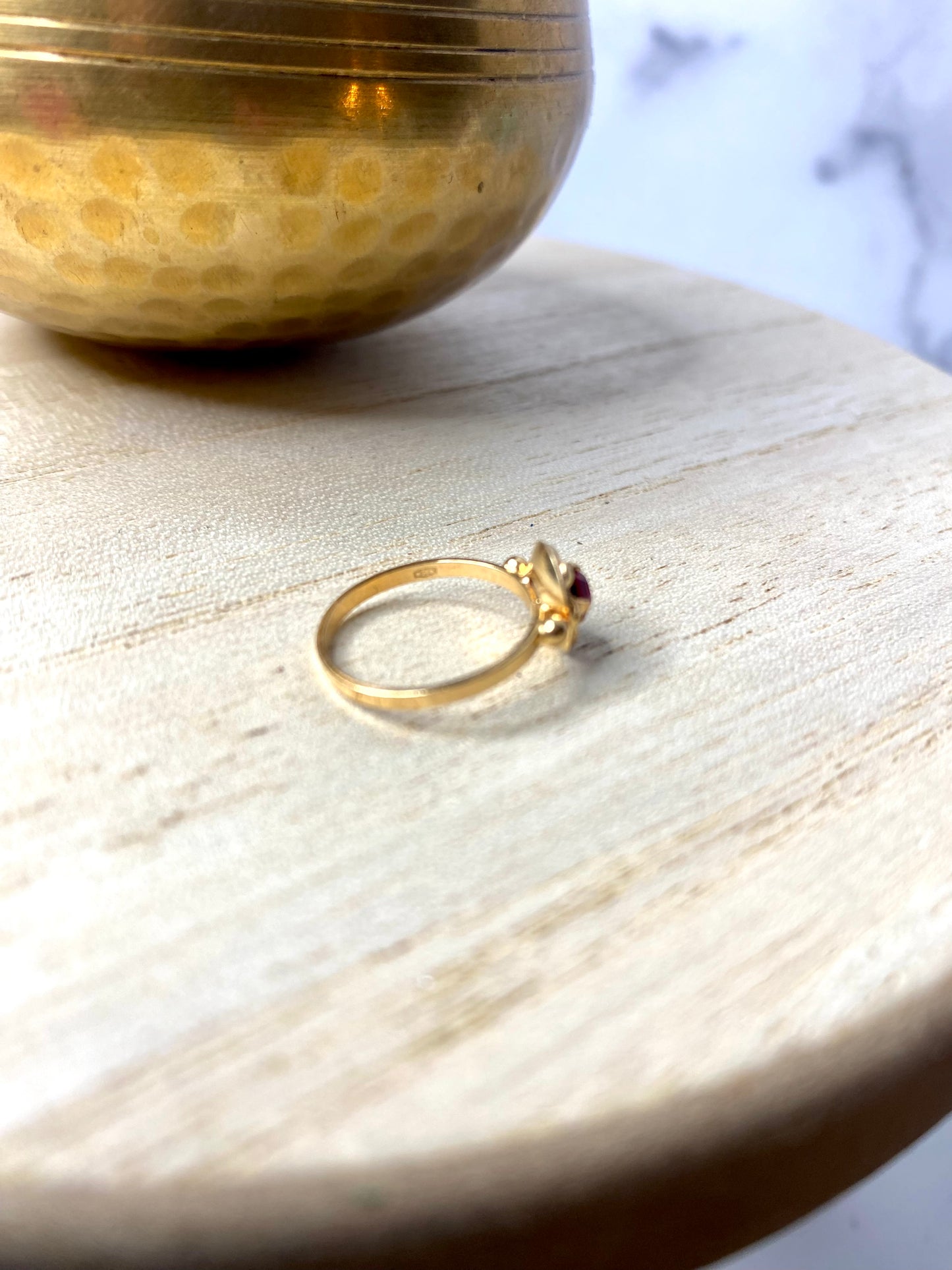 VINTAGE 18k Gold Ruby Ring Baby/Child Size 3.5US - JazzyJewelbyAmina