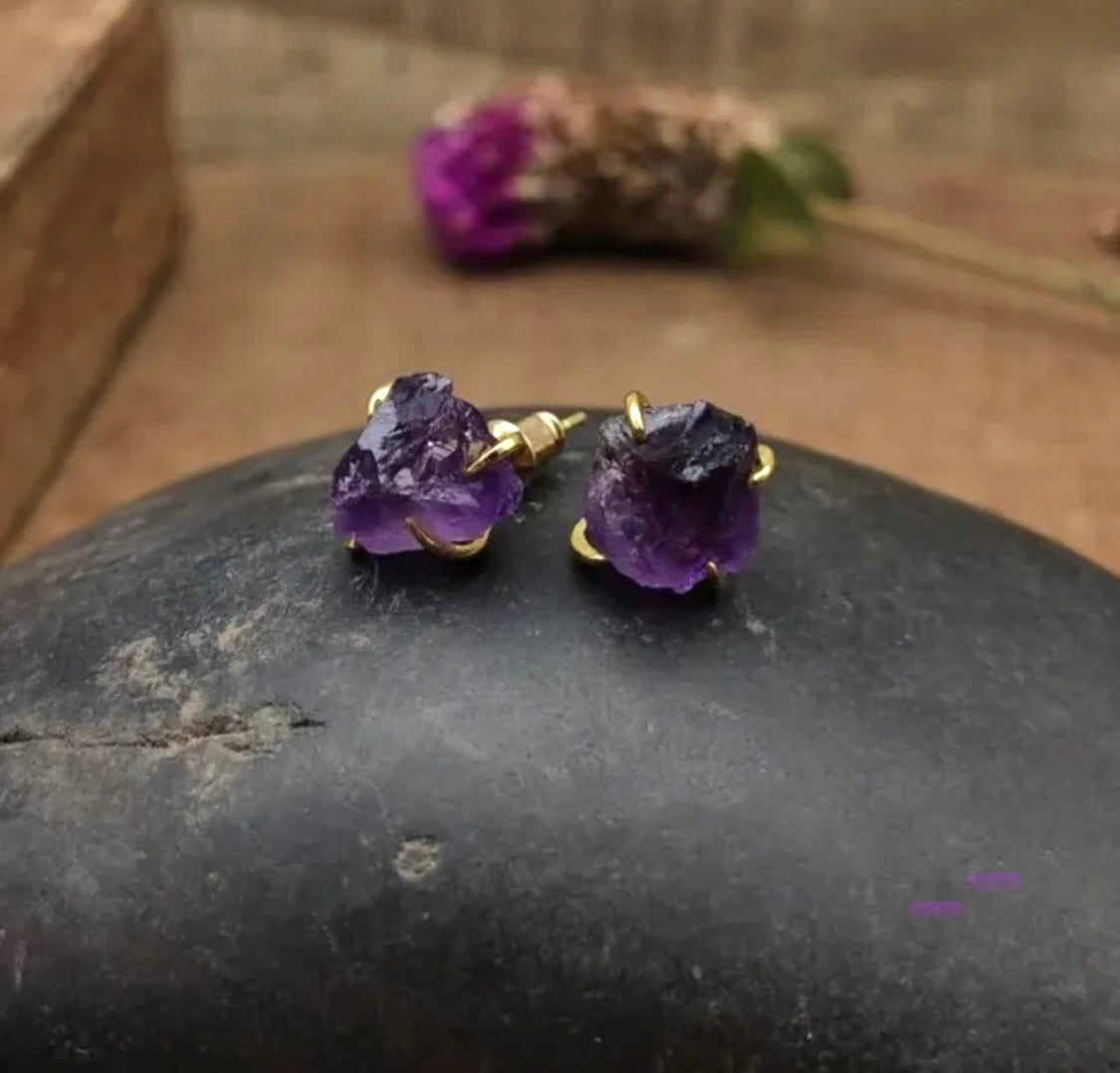 Raw Amethyst Crystal Stud Earrings - JazzyJewelbyAmina