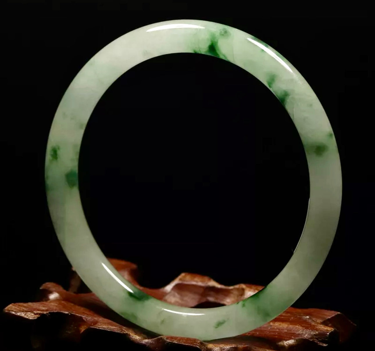 VINTAGE Medium Jadeite Green White Jade Bangle Size 59mm Round Princess Cut G043 - JazzyJewelbyAmina 