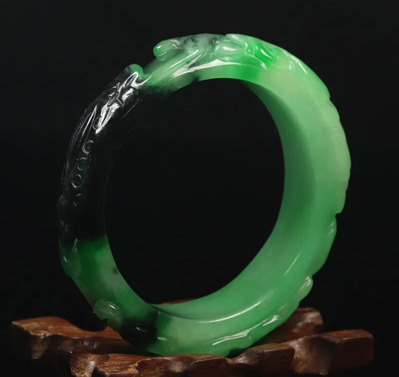 VINTAGE Small Jadeite Green/Black Jade Bangle - Handcarved Dragons Represents the Wood Dragon Chinese Lunar Year! Size 56mm F767 - JazzyJewelbyAmina 