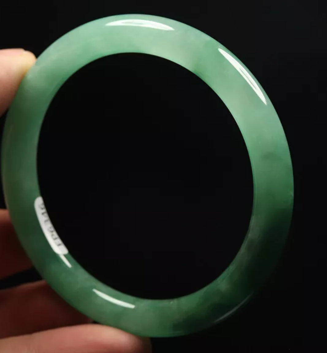 VINTAGE Medium Jadeite Green Jade Bangle Size 57mm Round Princess Cut O745 - JazzyJewelbyAmina 