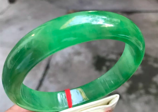 VINTAGE XL Jadeite Green Jade Bangle Size 66.2 mm Emerald Green F798 - JazzyJewelbyAmina 
