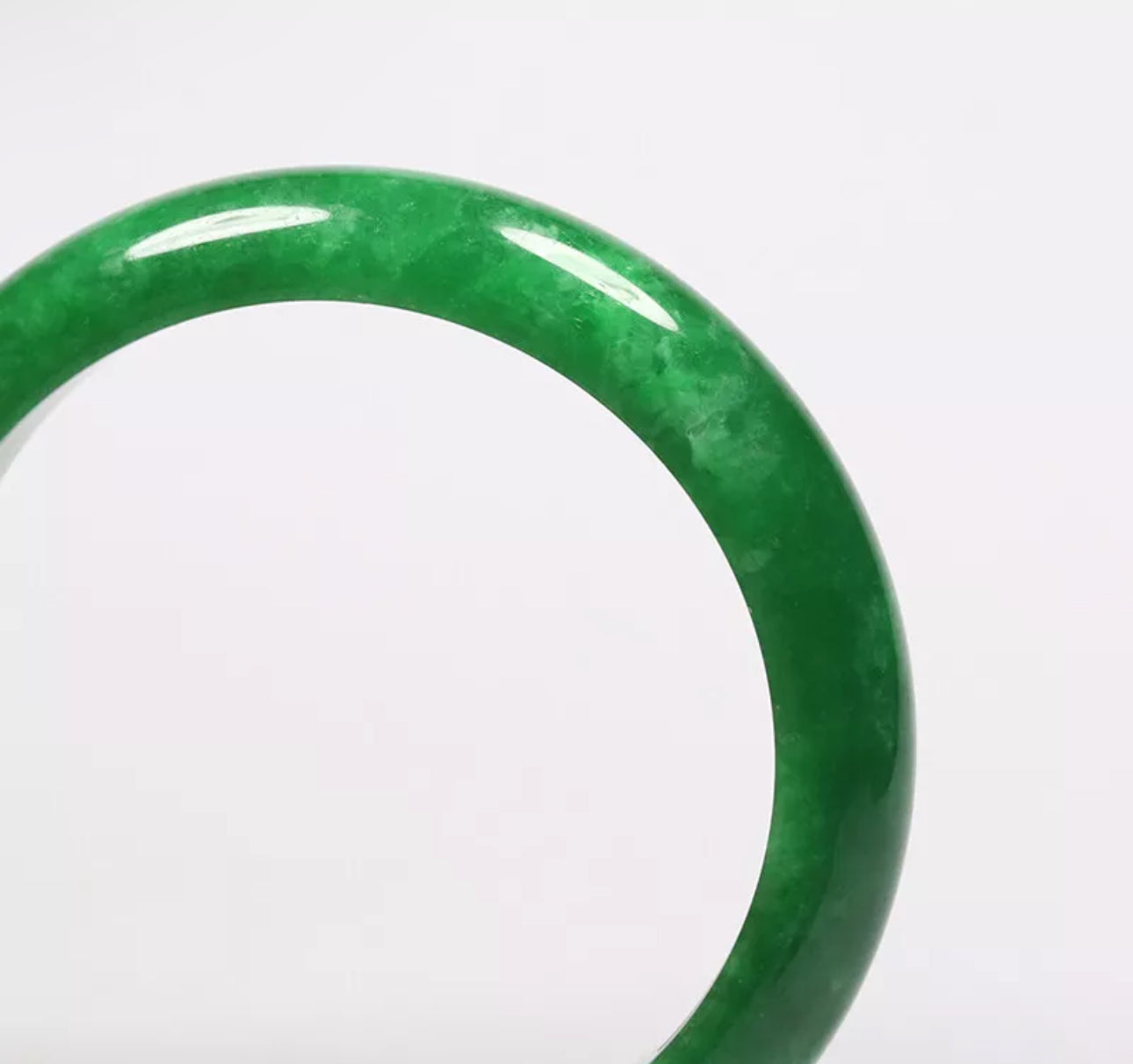 VINTAGE Medium Jadeite Green Jade Bangle Size 58mm M119 - JazzyJewelbyAmina 
