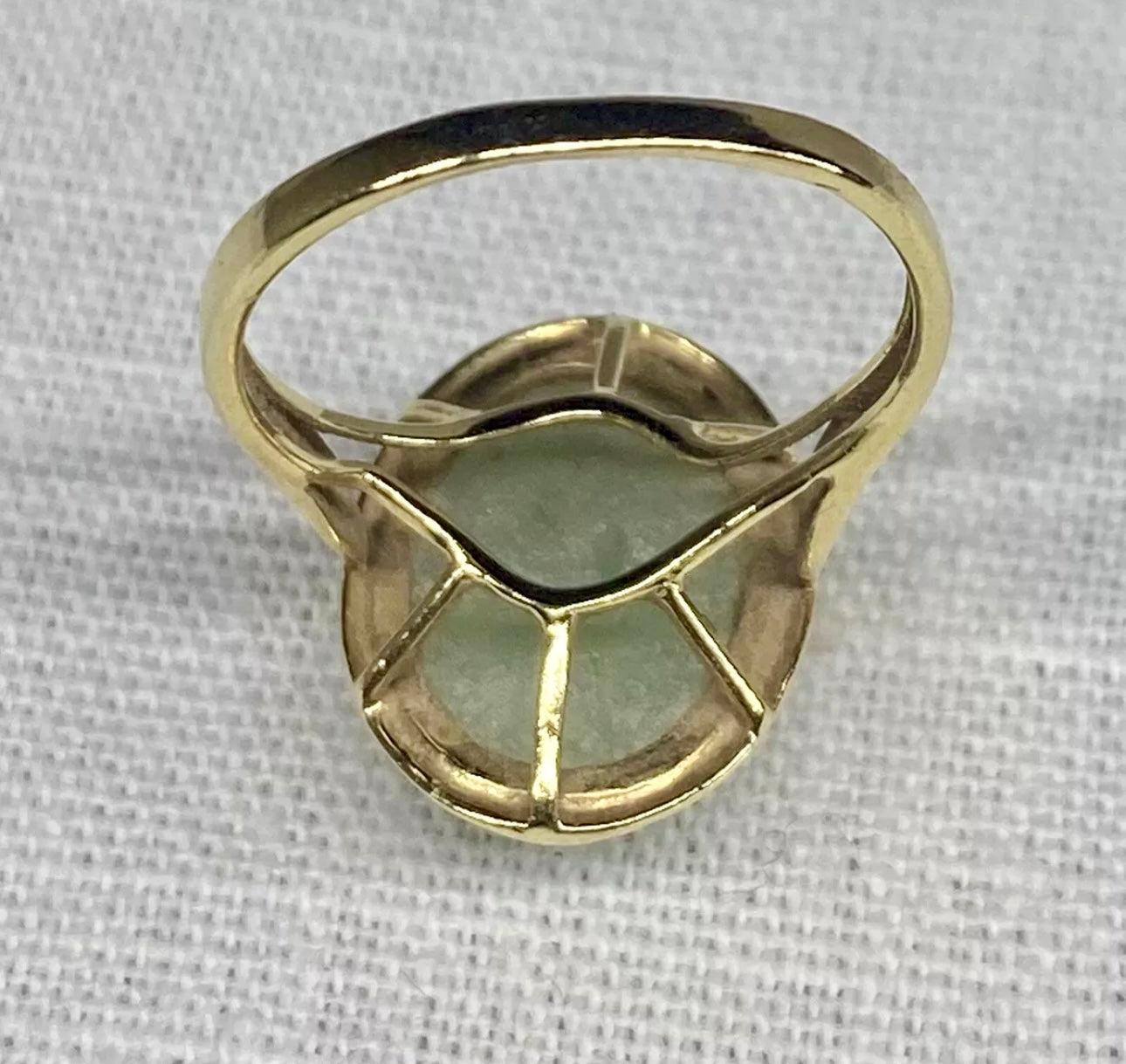VINTAGE Jade 14K Solid Gold Oval Cabochon Ring Size 5 - JazzyJewelbyAmina 