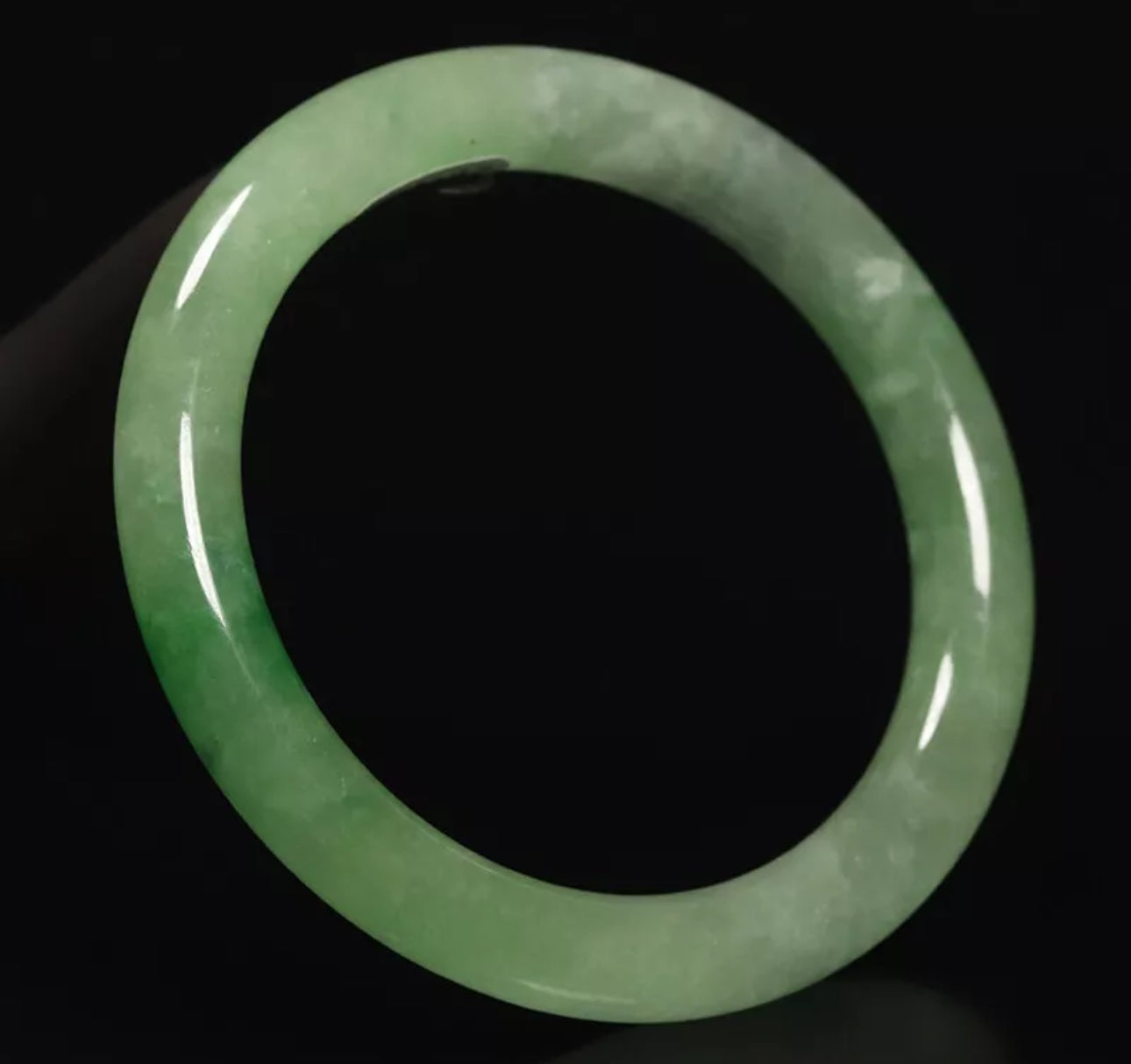 VINTAGE Medium Jadeite Green Jade Bangle Size 57mm Round Princess Cut M427 - JazzyJewelbyAmina 