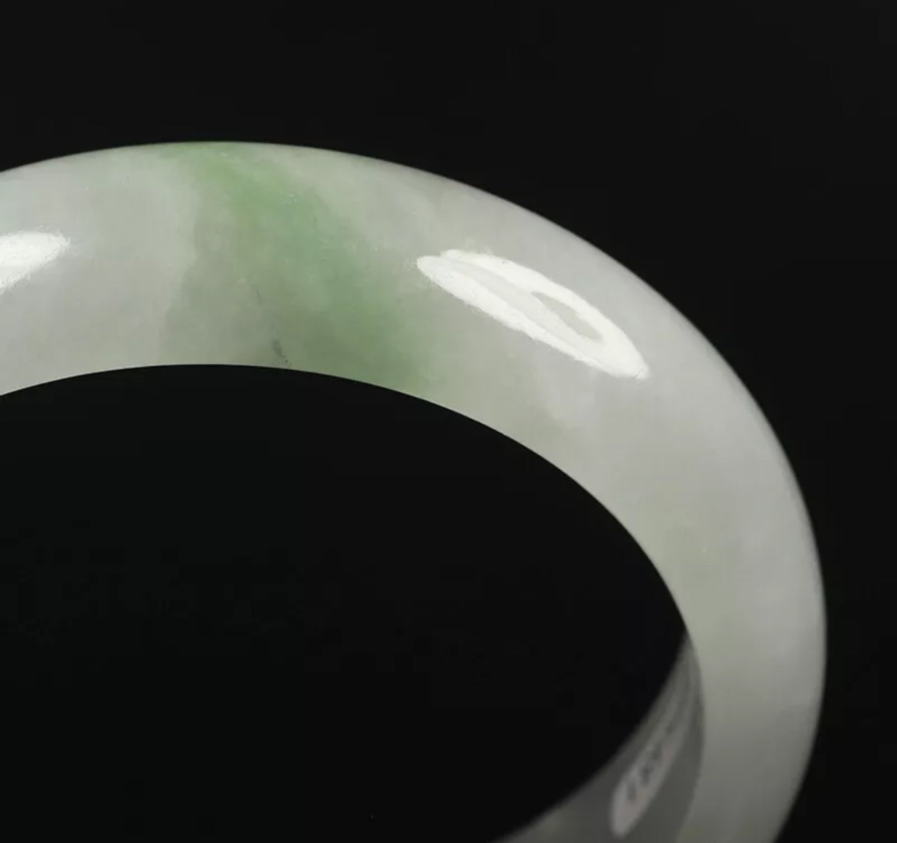 VINTAGE Large Jadeite White/Green Jade Bangle Size 60mm Y015 - JazzyJewelbyAmina 