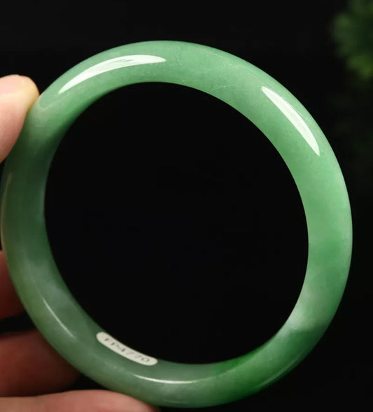 VINTAGE XL Jadeite Green Jade Bangle Size 64mm S593 - JazzyJewelbyAmina 