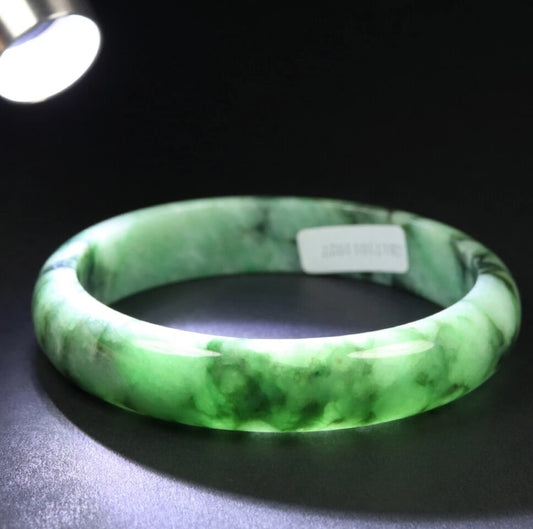 VINTAGE Medium Jadeite Green/Lavender Jade Bangle Size 59 MM U101 - JazzyJewelbyAmina 