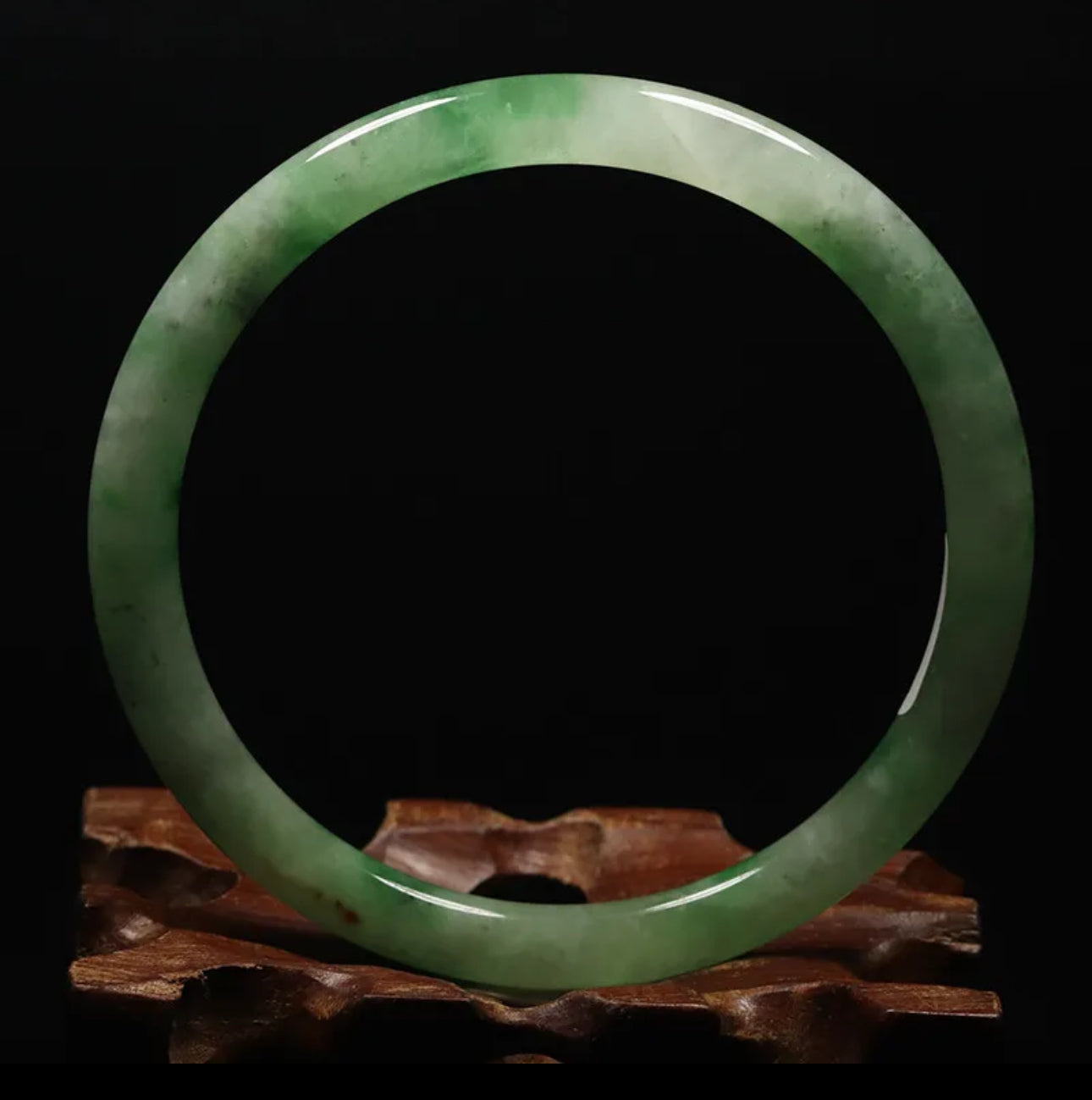 VINTAGE Medium Jadeite Green Jade Bangle Size 59mm Round Princess Thin Cut U301 - JazzyJewelbyAmina 
